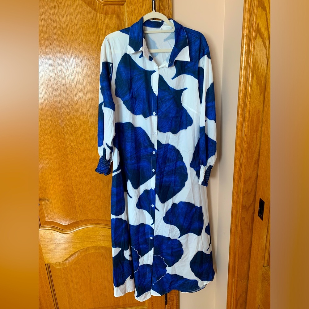 Lolita long dress with three quarter sleeves and floral print